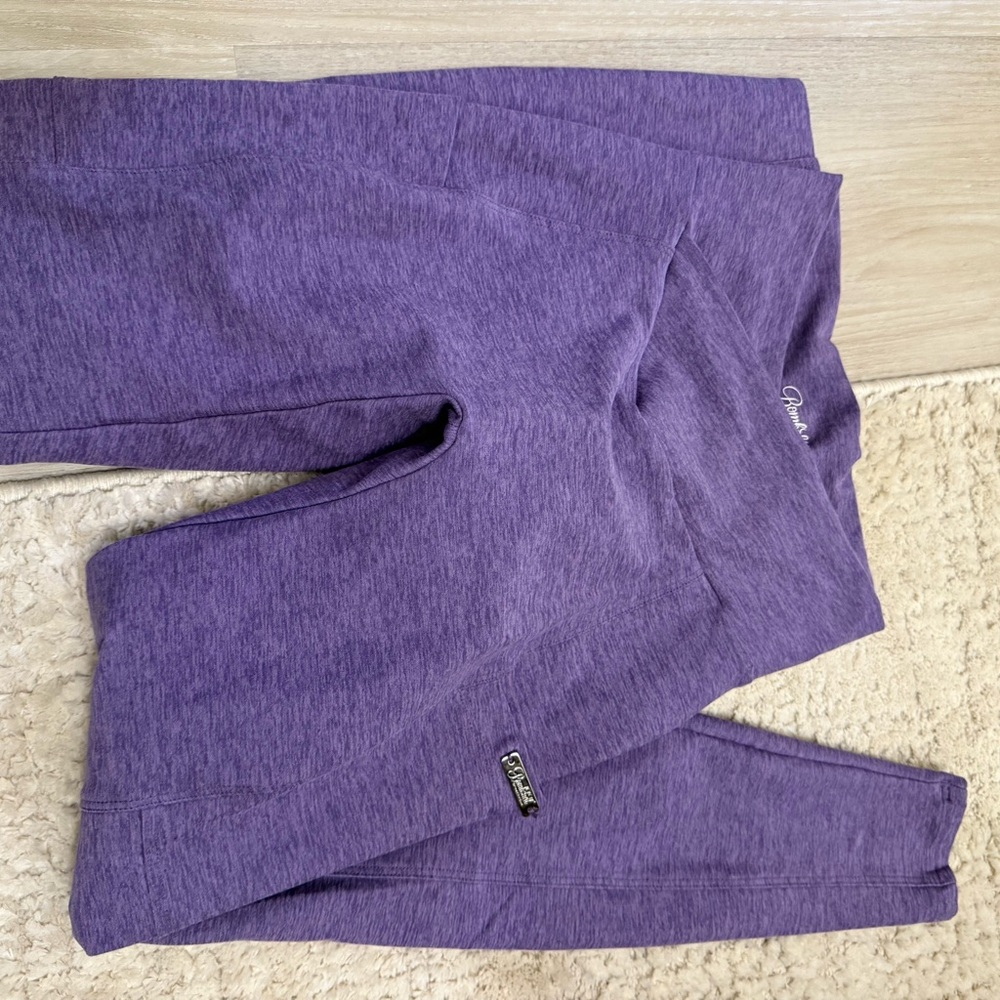 Bombshell Sportswear  Leggings in Heathered Purple
